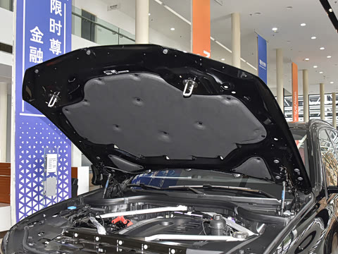 2025�� xDrive 40Li M�˶���ҹ��װ