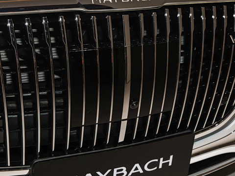 2027�� S 680 4MATIC