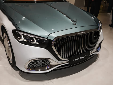 2027�� S 680 4MATIC
