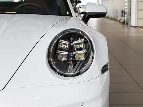 2026�� Carrera 3.0T