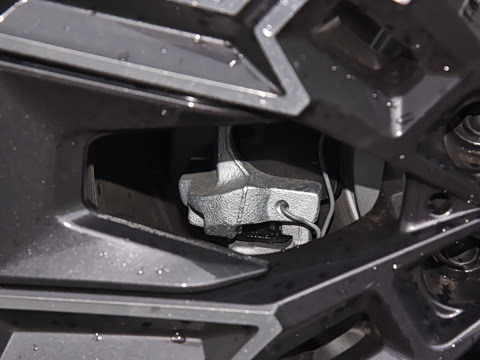 2026�� �Ŀ� 530Li ������ M�˶���װ