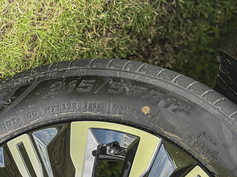 2025�� 1.5T CVT ��Ӣ��