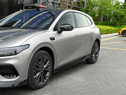 2026�� 600 Ultra
