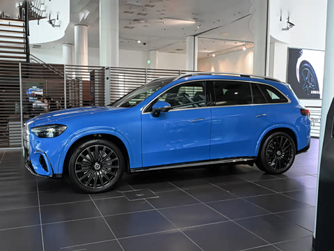 2026�� ����� 400 L 4MATIC