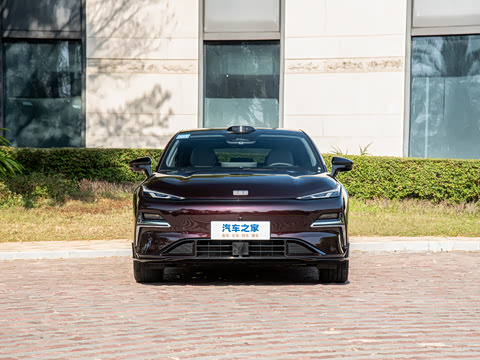 2026�� 225km EM-P Զ�����ǺӰ�+ҫҹ��װ