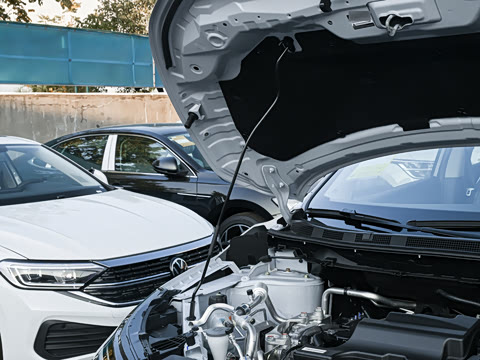 2025�� �Ŀ� ���� 2.0L CVT XV+���Ȱ�