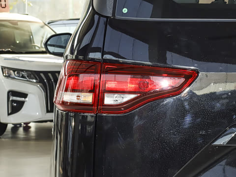 2026�� 1.6L �ֶ����������� 5��