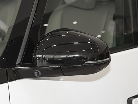 2025�� Ultra ���ܻ��°�