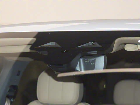 2025�� 3.0 L6 400PS �����ӳ���