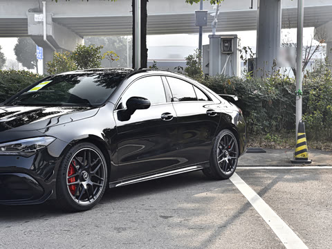 2026�� AMG CLA 45 S 4MATIC+