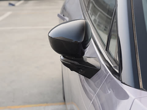 2026�� ���� 615 Max �콢��