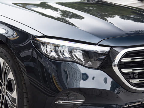 2026�� E 300 L ������