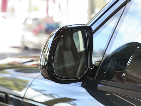 2025�� 400PS Dynamic SE