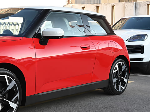 2026�� 463km COOPER SE ������