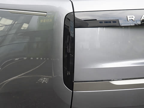 2026�� 3.0 L6 400PS HSE�����