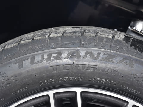 2026�� GLC 300 L 4MATIC ������ 5��