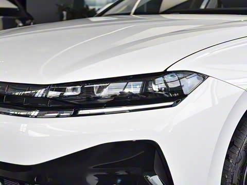 2026�� L 300TSI DSG ��Ӣ��