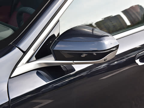 2026�� �Ŀ� eDrive 35L M�˶���װ