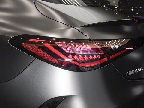 2025�� AMG CLE 53 4MATIC+ ���ܳ�