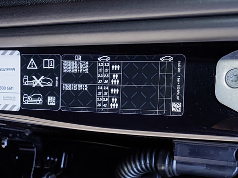 2025�� xDrive 30Li ������M�˶���ҹ��װ