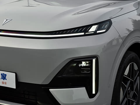 2025�� �Ŀ� ����Max