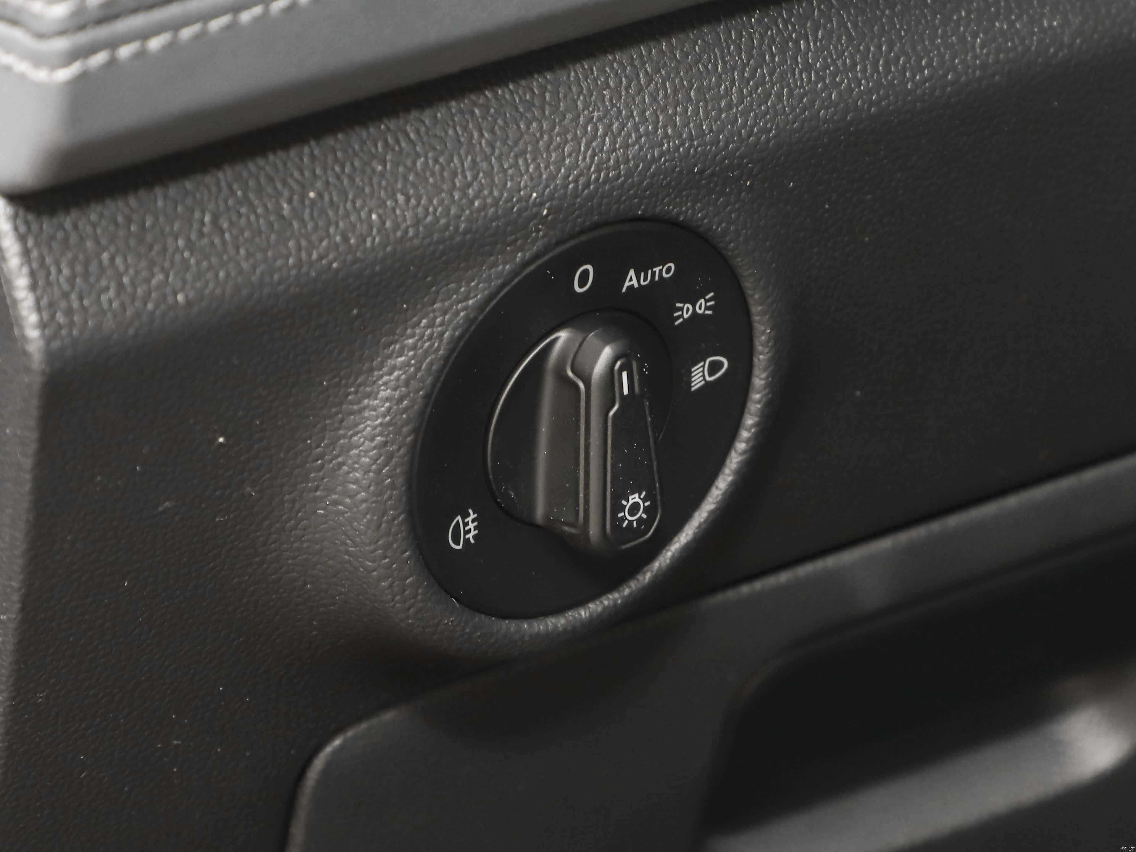 Volkswagen Sagitar, миниатюра 18