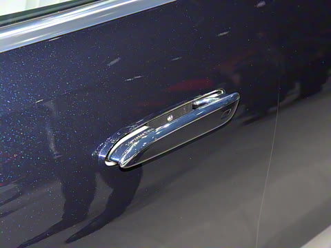 2026�� E 300 L �����