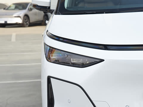 2026�� ���� 650 Ultra