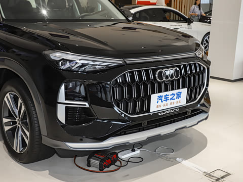 2026�� 40 TFSI quattro ����� ������װ 7��
