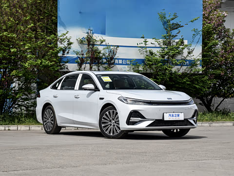 2026�� EM-i 235km �ǽ���