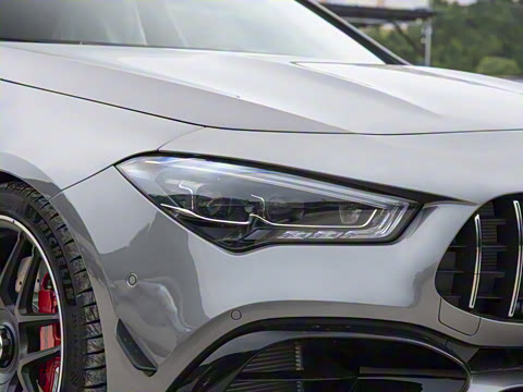 2025�� AMG CLA 45 S 4MATIC+