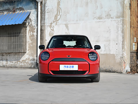 2026�� 466km COOPER E ������
