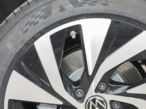 2026�� Pro 380TSI �ǿ���ҫ��