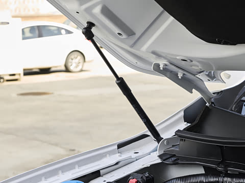 2025�� 2.0T �Զ�����������