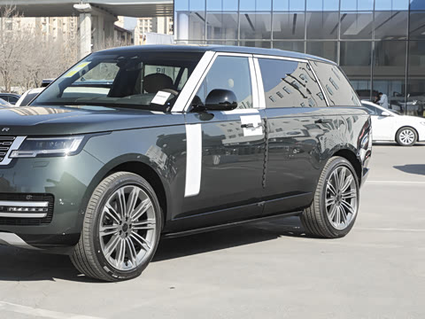 2026�� 3.0 L6 400PS AB�����