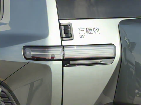 2025�� 501KM ����Ultra��