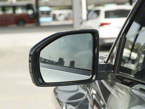 2025�� 501KM ����Ultra��