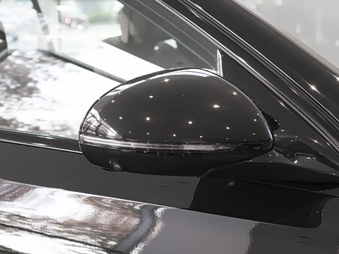 2026�� E 300 ʱ�����˶���