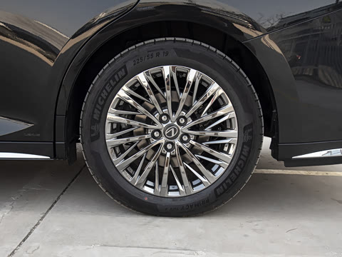 2025�� 500h ����������