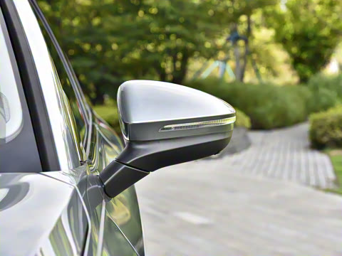 2026�� L 300TSI DSG ������