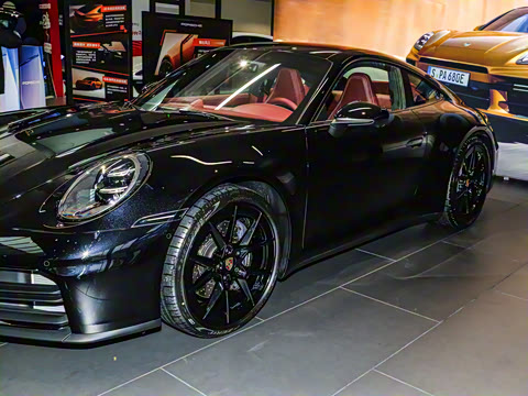 2026�� Carrera 3.0T