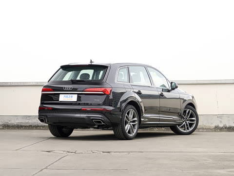 2026�� 45 TFSI quattro S line�˶���