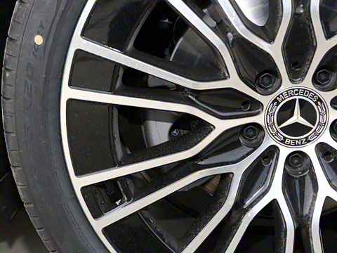 2026�� E 300 L �����