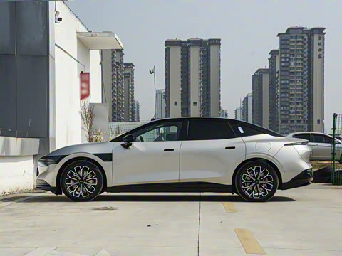 2025�� �����������Ǽݰ� 100kWh