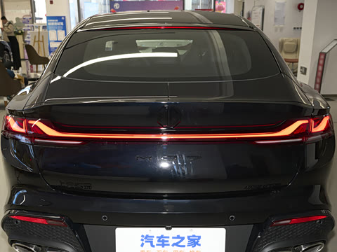 2026�� 2.0T Trophy+ �����˶���