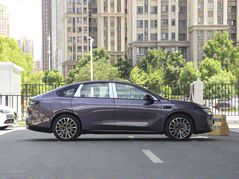 2025�� 550������