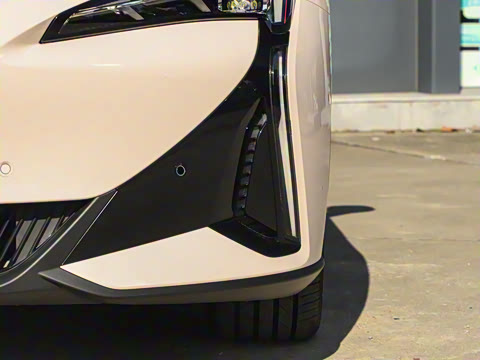 2025�� �Ŀ� 560MAX 185kW