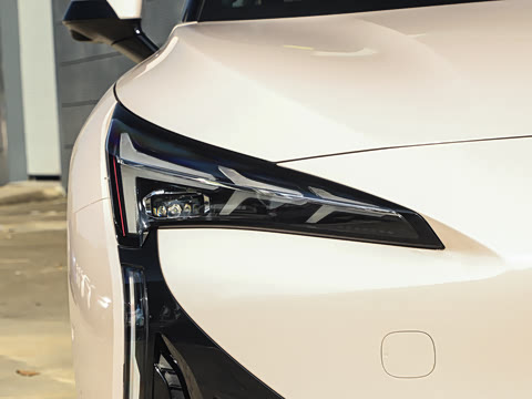 2025�� �Ŀ� 560MAX 185kW