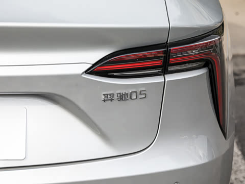 2026�� 705km MAX����������