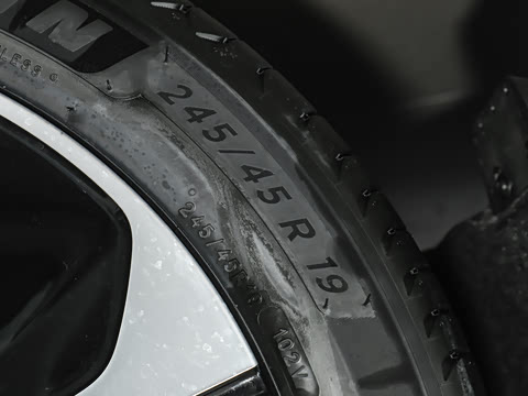 2025�� 100kWh Touring